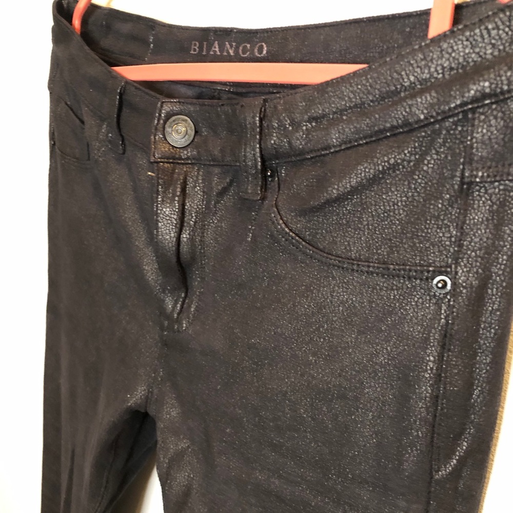 Bianco faux leather trousers
